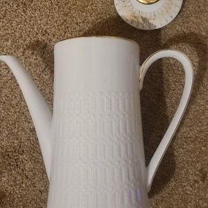 Kirchenlamitz Bavaria coffee pot Winterling series